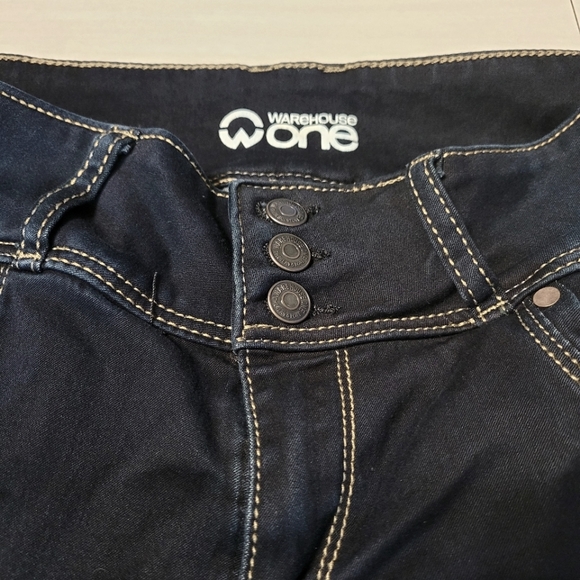 Warehouse One Bermuda Short size 4 - Picture 3 of 4